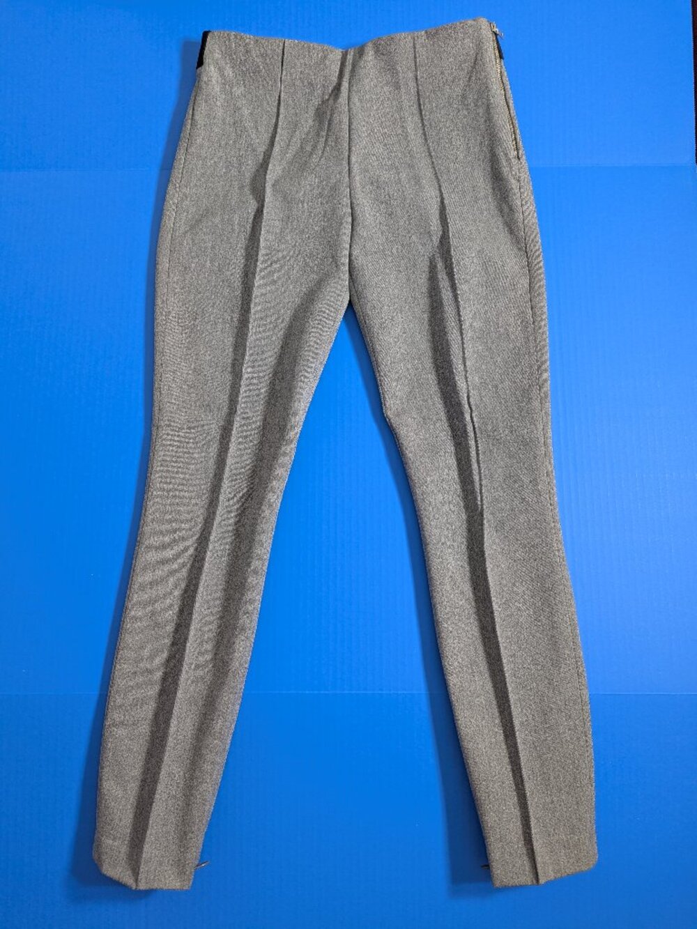 GAP Bi-Stretch Light Grey Side Zip Pant Size 6R